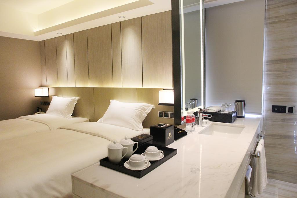 Shenyang Oriental Ginza International Hotel Exterior foto